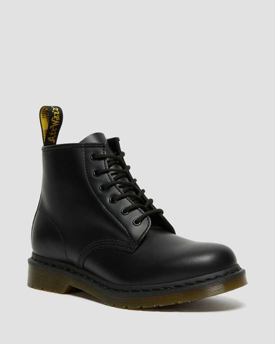 Dr Martens 101 Smooth Leather Men's Ankle Boots Black Smooth Leather | IXQRSL739