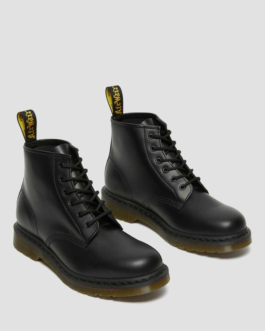 Dr Martens 101 Smooth Leather Men's Ankle Boots Black Smooth Leather | IXQRSL739