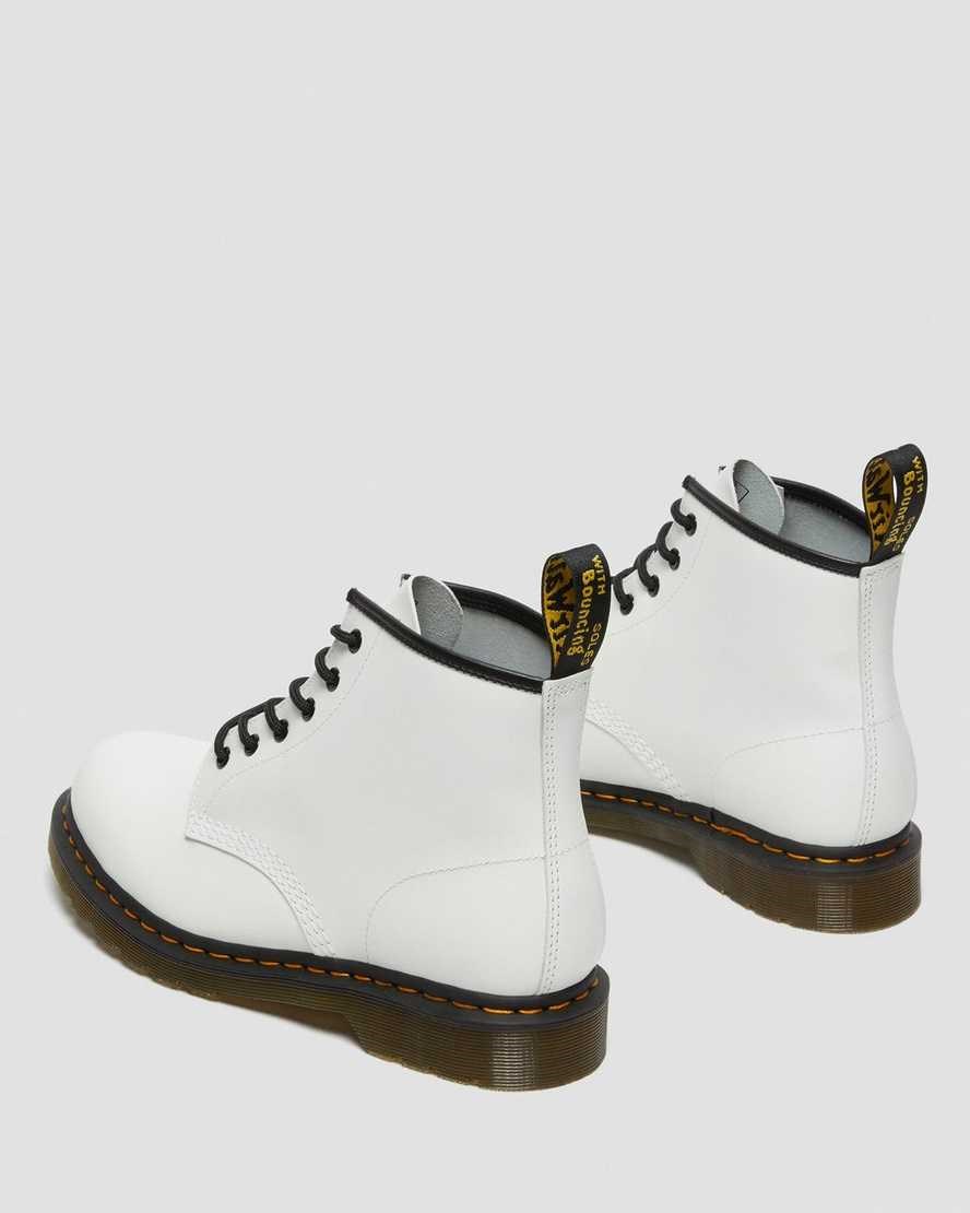 Dr Martens 101 Yellow Stitch Smooth Leather Men's Ankle Boots White Smooth Leather | RTELBC739