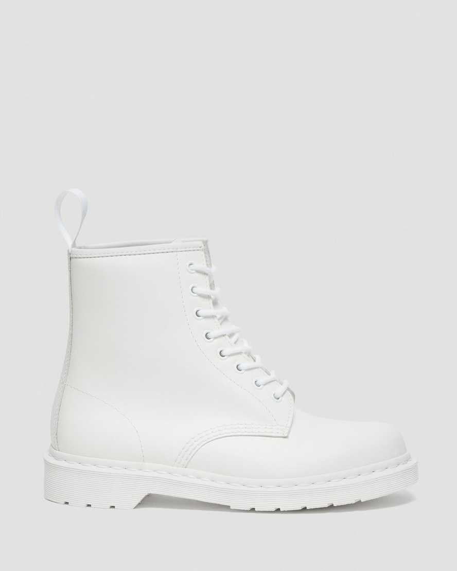 Dr Martens 1460 Mono Smooth Leather Men's Lace Up Boots White Smooth Leather | QYISKT019