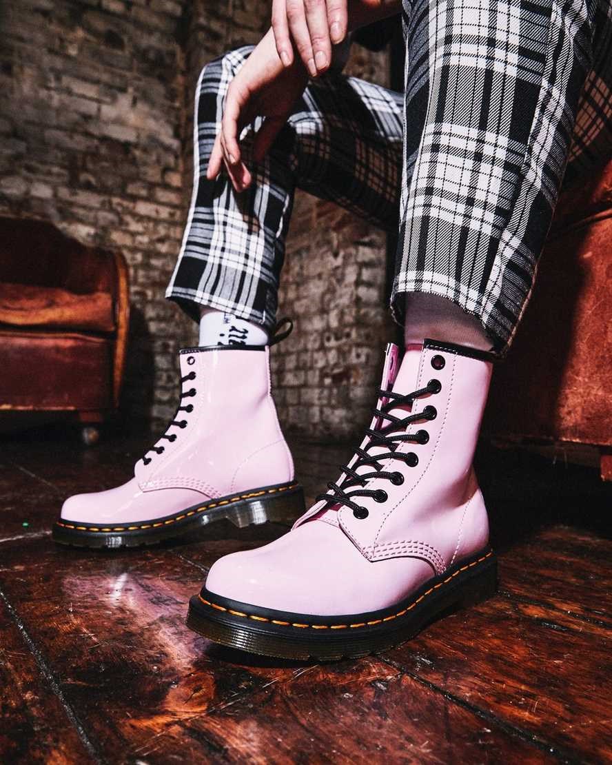 Dr Martens 1460 Patent Leather Women's Lace Up Boots Pale Pink Patent Lamper | OIKBUW967