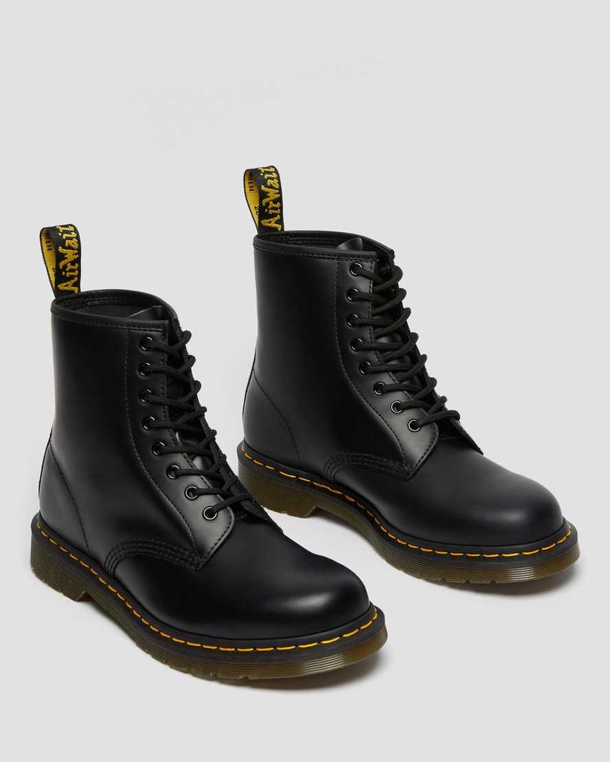 Dr Martens 1460 Smooth Leather Men's Lace Up Boots Black Smooth Leather | DSVMNL517