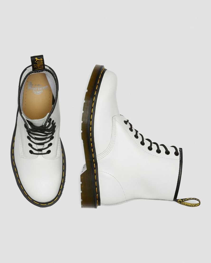 Dr Martens 1460 Smooth Leather Men's Lace Up Boots White Smooth Leather | UHQMNI495