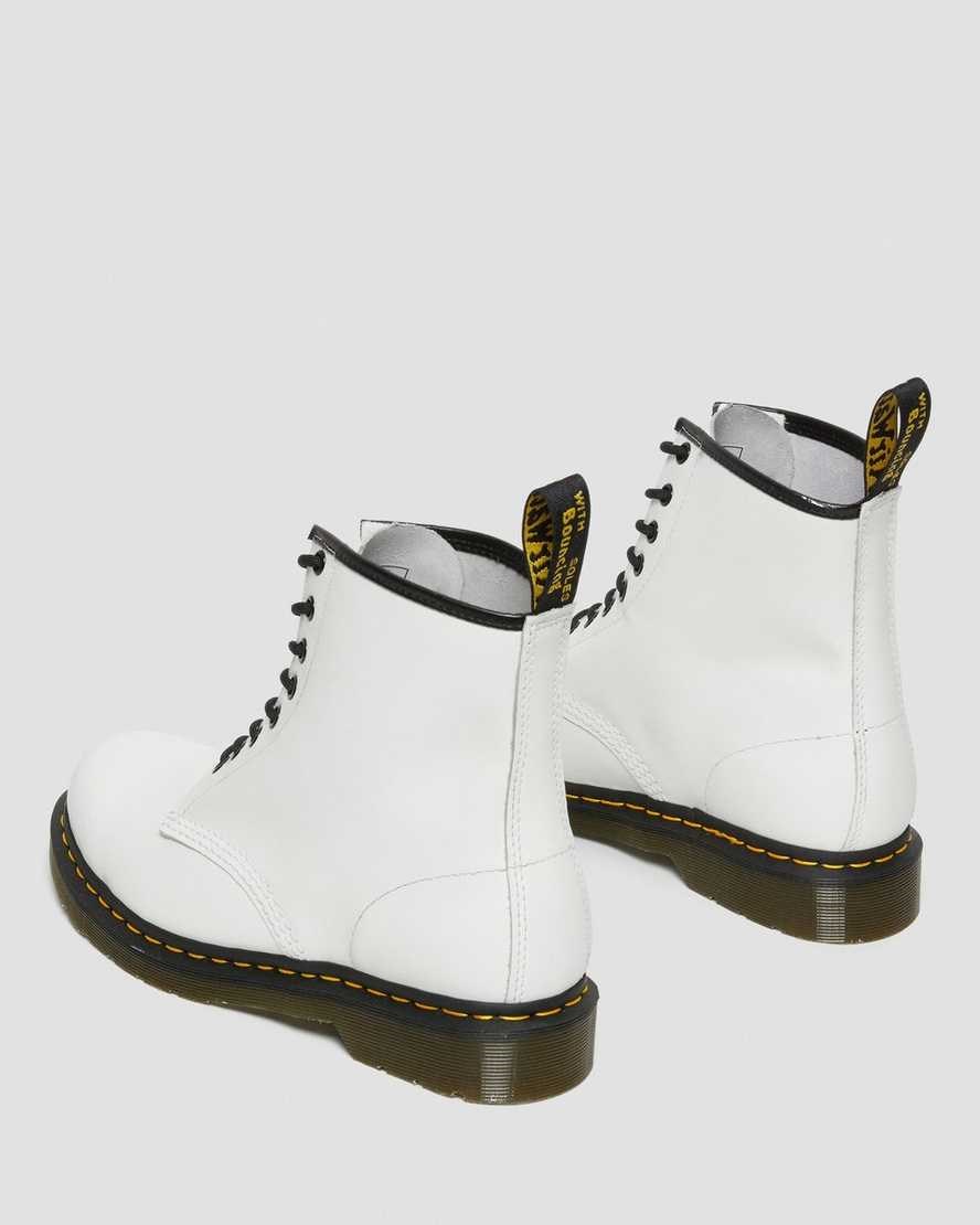 Dr Martens 1460 Smooth Leather Women's Ankle Boots White Smooth Leather | QUKRTM985