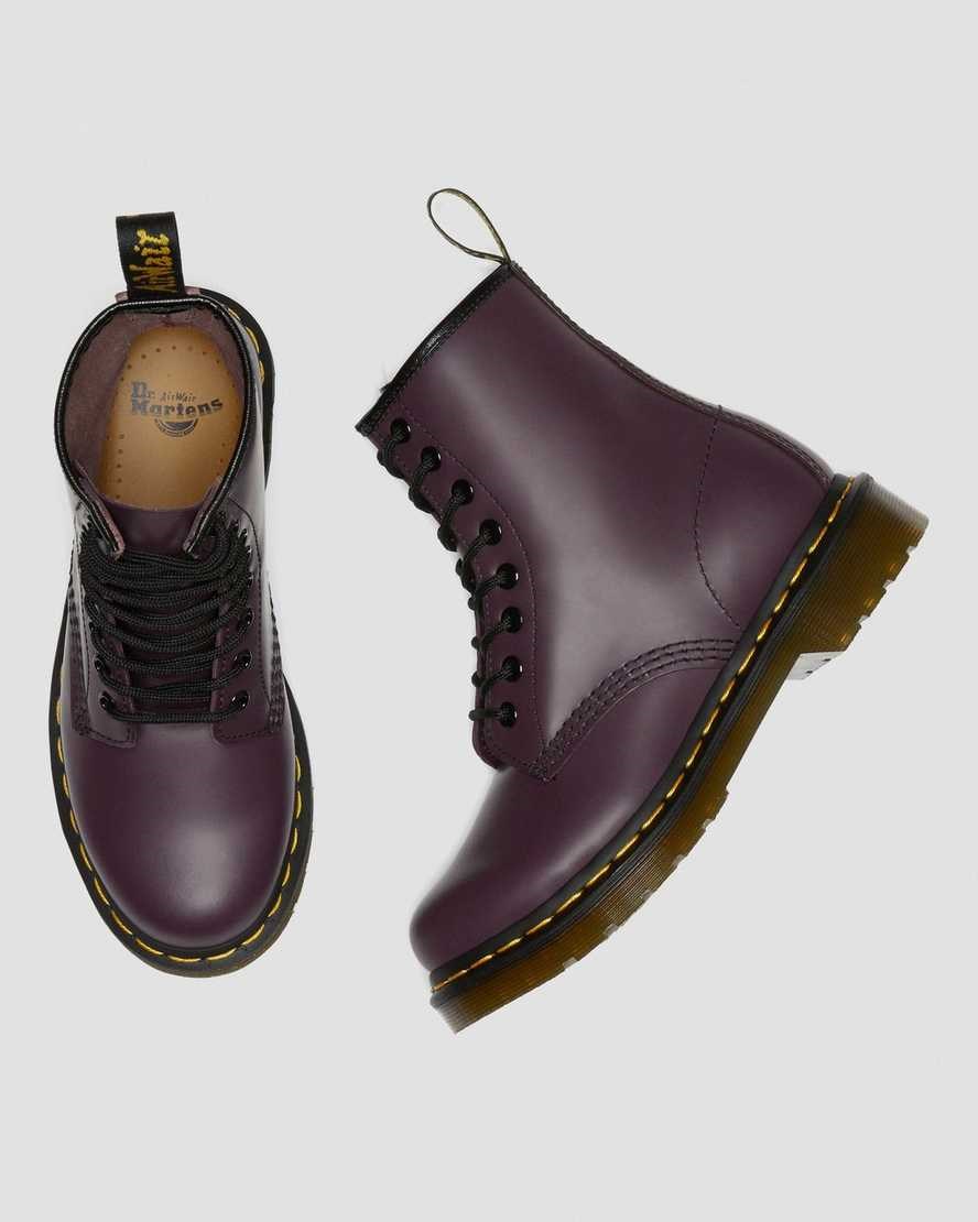 Dr Martens 1460 Smooth Leather Women's Lace Up Boots Purple Smooth Leather | DBXSQG340