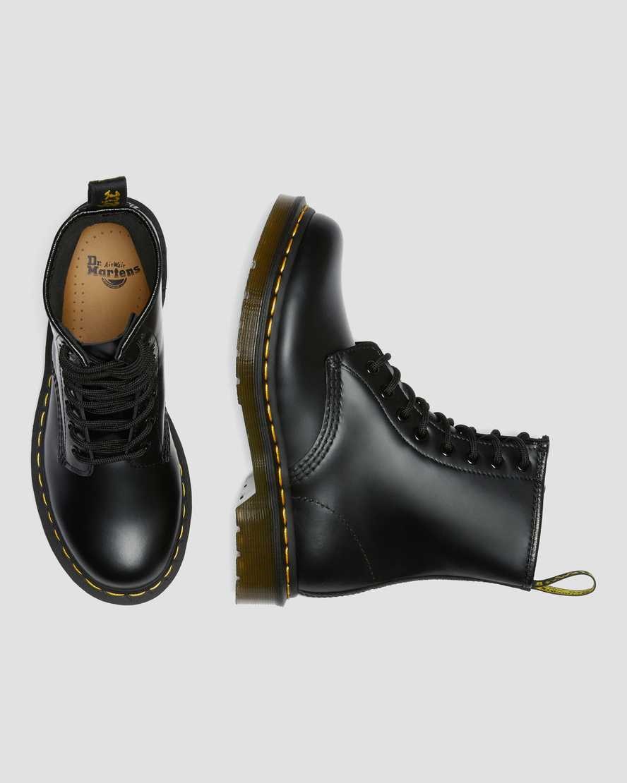 Dr Martens 1460 Smooth Leather Women's Lace Up Boots Black Smooth Leather | LHIRNJ305