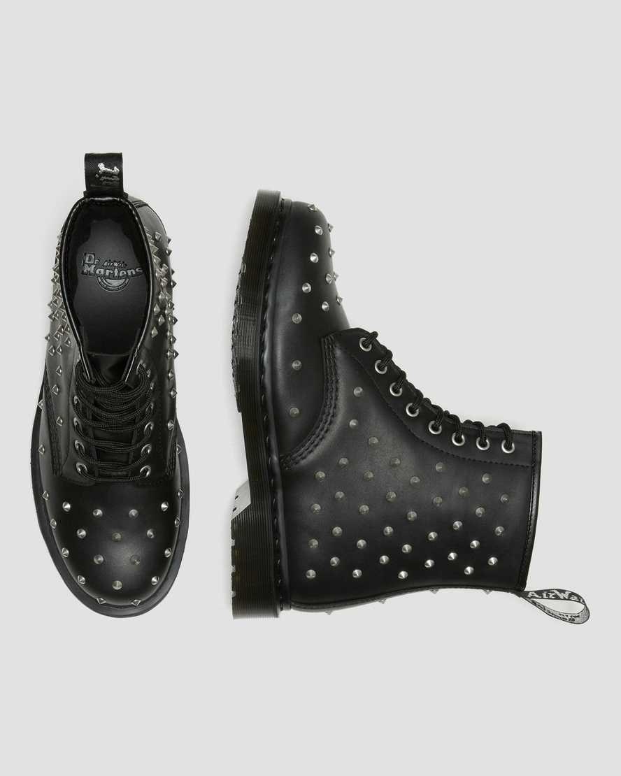 Dr Martens 1460 Stud Wanama Leather Men's Ankle Boots Black Wanama | TCYINK374