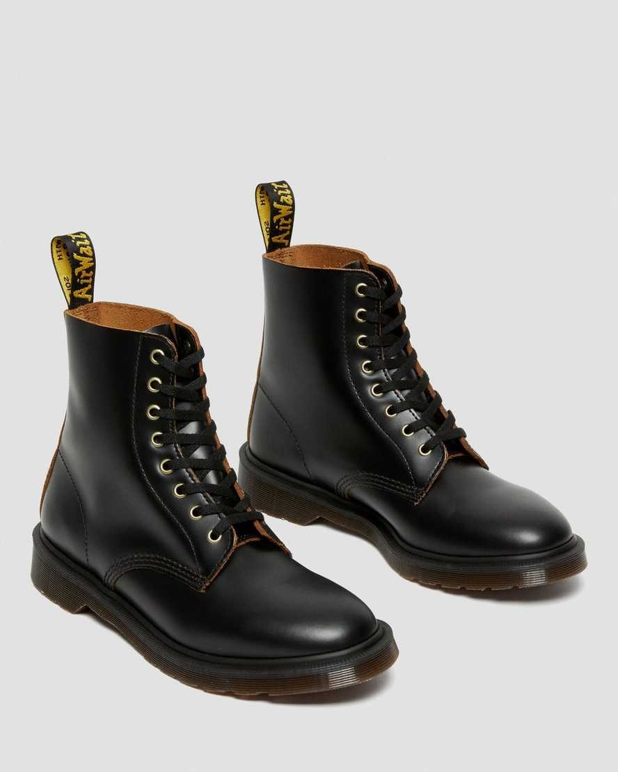 Dr Martens 1460 Vintage Smooth Leather Men's Lace Up Boots Black Vintage Smooth | IOUDRG498