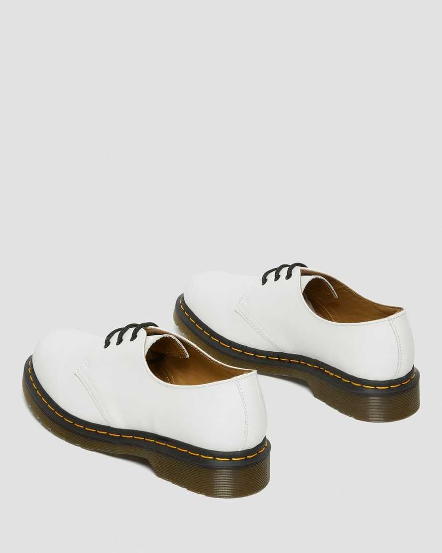 Dr Martens 1461 Smooth Leather Men's Oxford Shoes White Smooth Leather | OXWLHY153