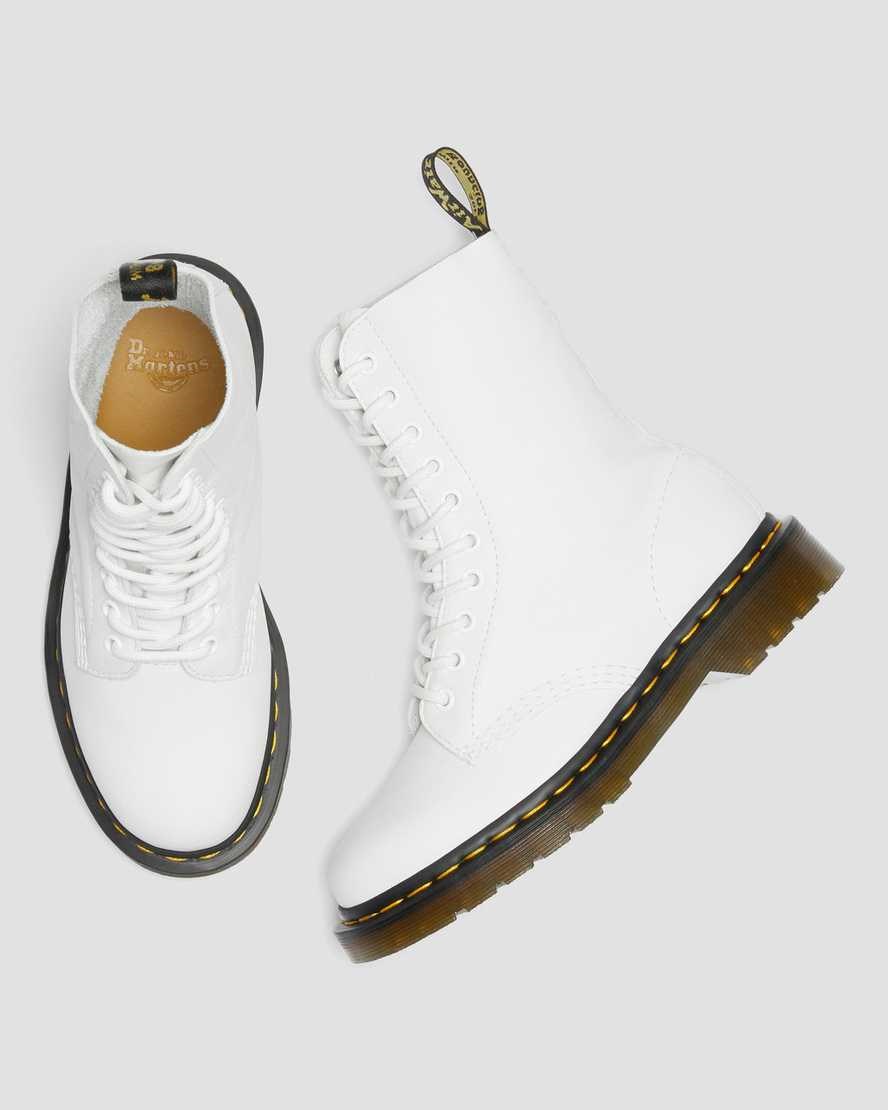 Dr Martens 1490 Virginia Leather Women's Lace Up Boots White Virginia | EIHQOK938