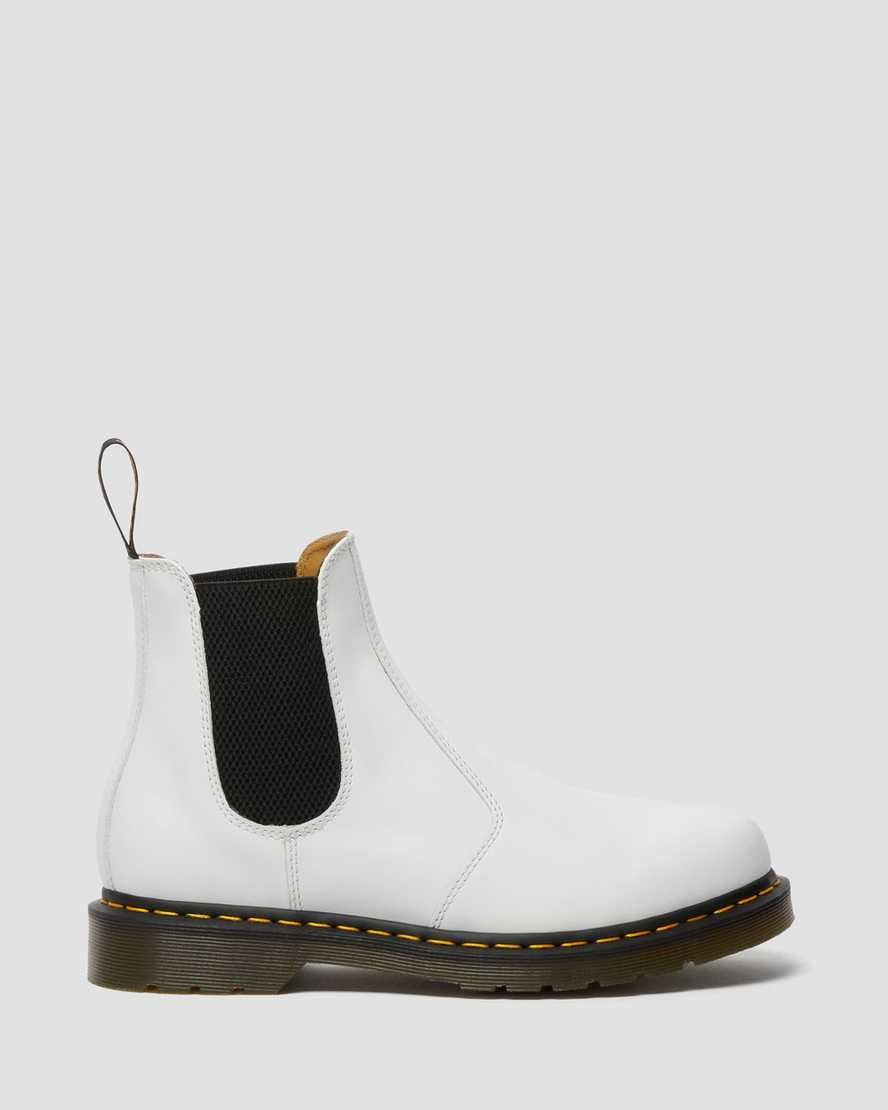 Dr Martens 2976 Yellow Stitch Smooth Leather Women's Chelsea Boots White Smooth Leather | HLSEPB385