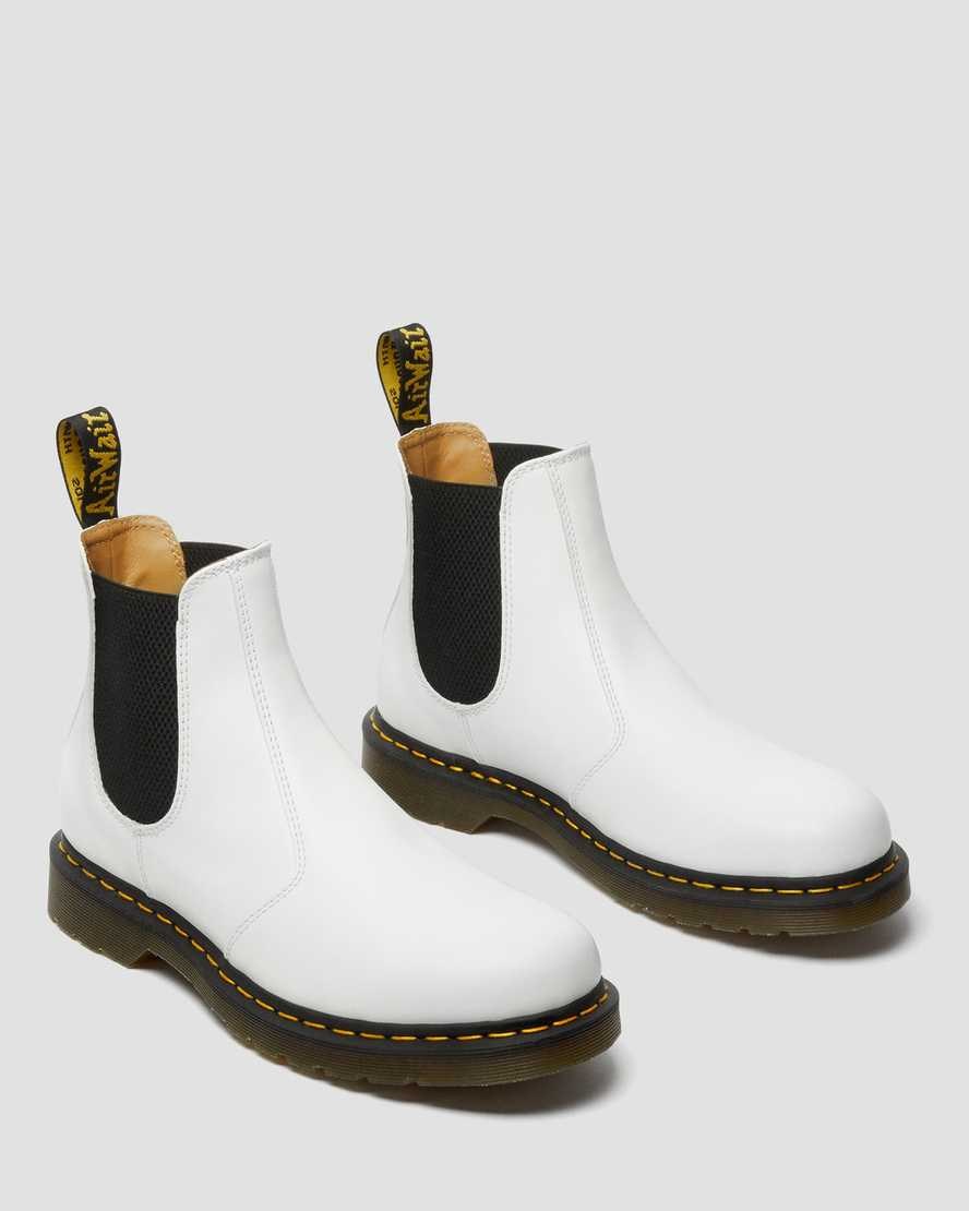 Dr Martens 2976 Yellow Stitch Smooth Leather Women's Chelsea Boots White Smooth Leather | HLSEPB385